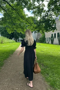 AdelIC Lang Kortermet Kjole
