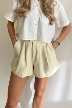 AlbaIC Shorts