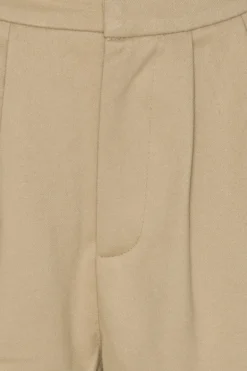 AlbaIC Shorts