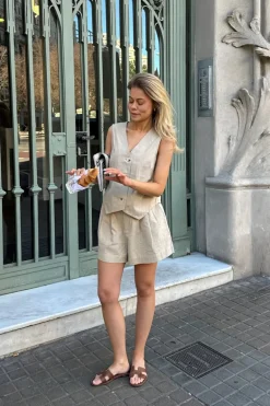 AlbaIC Shorts