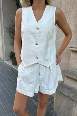 AlbaIC Shorts