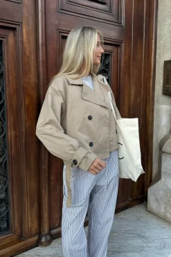 AlmaIC Trenchcoat