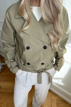 AlmaIC Trenchcoat