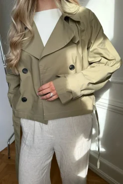 AlmaIC Trenchcoat