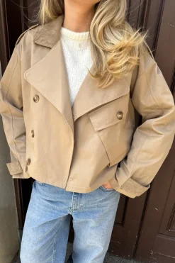 AstaIC Trenchcoat