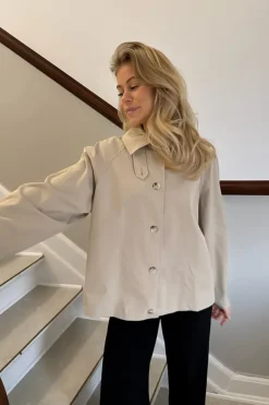 AvaIC Kort Trenchcoat