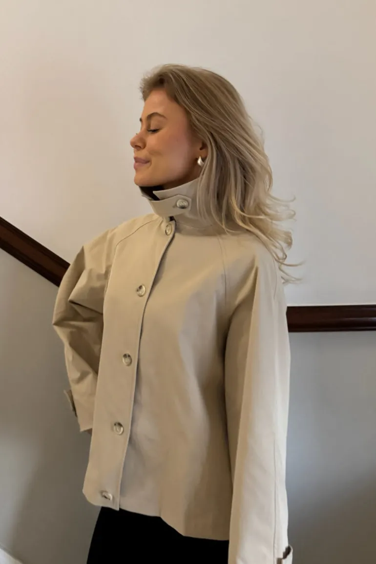 AvaIC Kort Trenchcoat