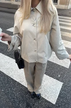 AvaIC Kort Trenchcoat