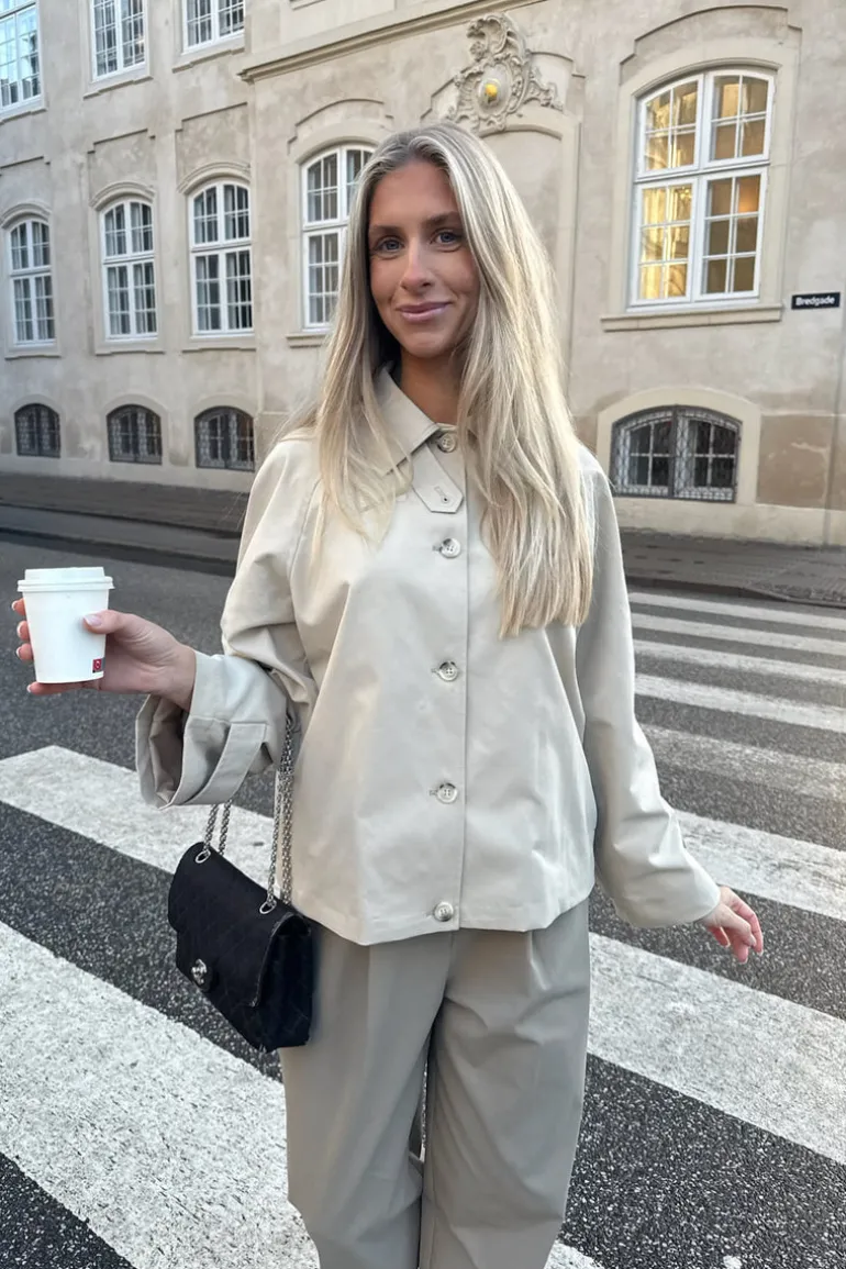 AvaIC Kort Trenchcoat