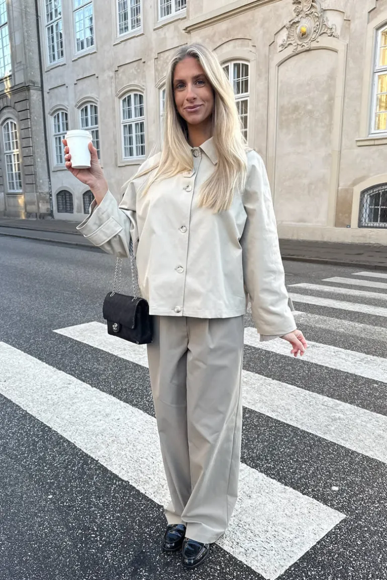AvaIC Kort Trenchcoat