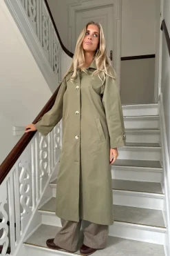 AvaIC Trenchcoat
