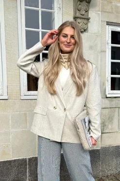 Cami Blazer