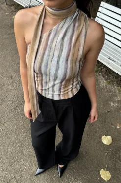 EllieIC Topp