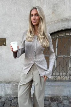 ElmaIC Cardigan
