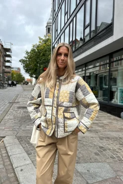 EmmyIC Quilted Jakke