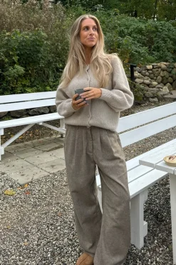 IdaIC Cardigan