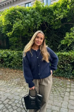 IdaIC Cardigan