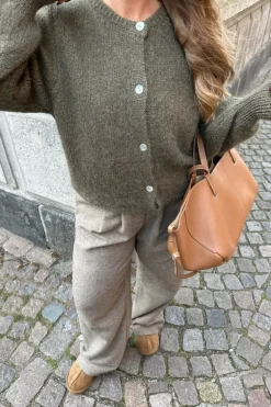IdaIC Cardigan