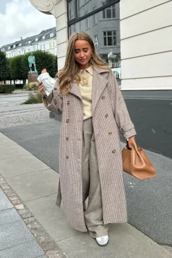 JulieIC Trenchcoat