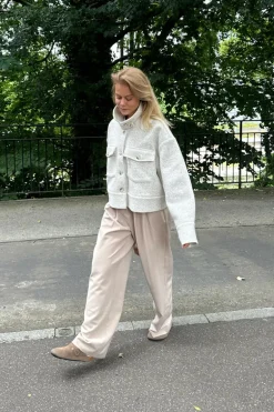 LauraIC Jakke