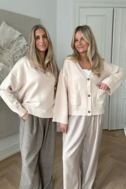 MollyIC Cardigan