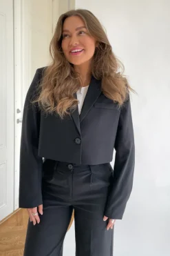 SelmaIC Cropped Blazer