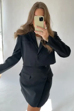SelmaIC Cropped Blazer