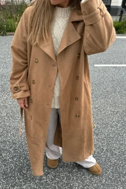 TillieIC Trenchcoat