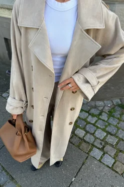 TillieIC Trenchcoat