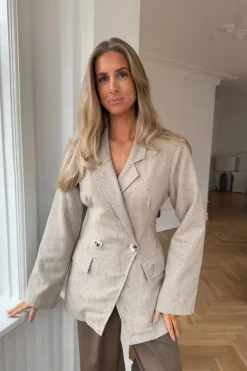 VeraIC Blazer